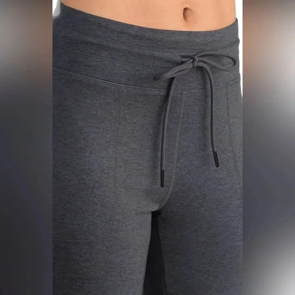 Lole Women’s lounge pant . Brand new. 2 pack . Black and gray . Size M - Picture 2 of 9